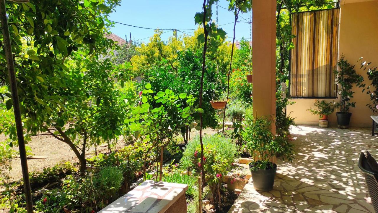 Apartman Iva Apartment Kastela Luaran gambar