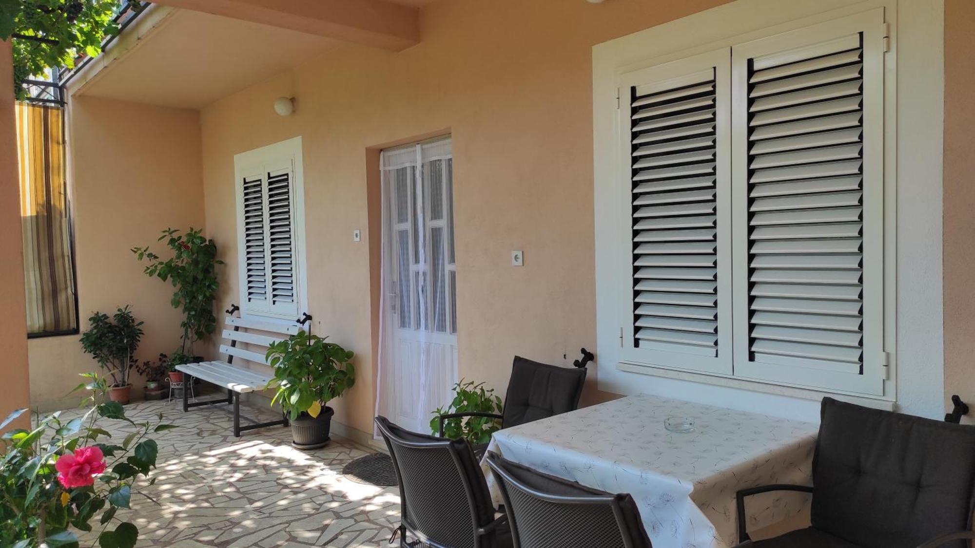 Apartman Iva Apartment Kastela Luaran gambar